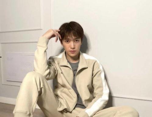 爆料男演员恋情视频,男演员深夜约会神秘美女,恋情细节引热议 第2张 爆料男演员恋情视频,男演员深夜约会神秘美女,恋情细节引热议 第2张